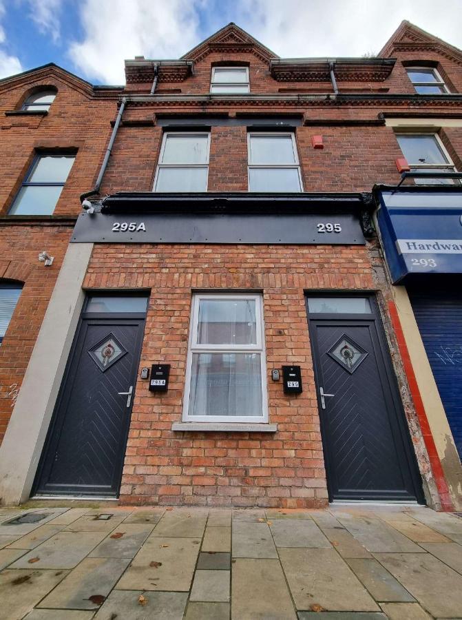 Lmk, 2 Bedroom Apartment, With Roof Terrace, Free Parking, Ev Charger, Great Location. Belfast Exterior photo